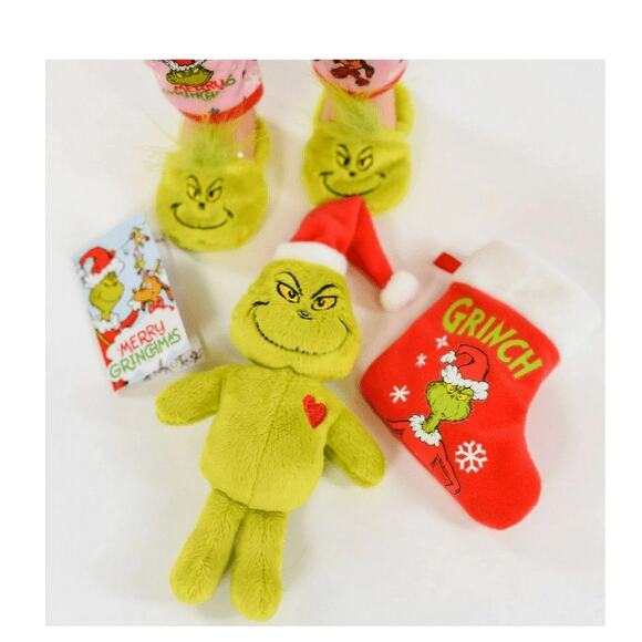 NIB My Life As 18" Poseable Doll – Grinch Sleepover Set (Brunette/Green Eyes) - Picture 3 of 16
